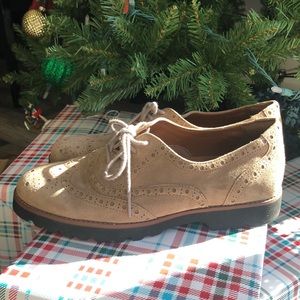 Earth ones by earth tan shoes